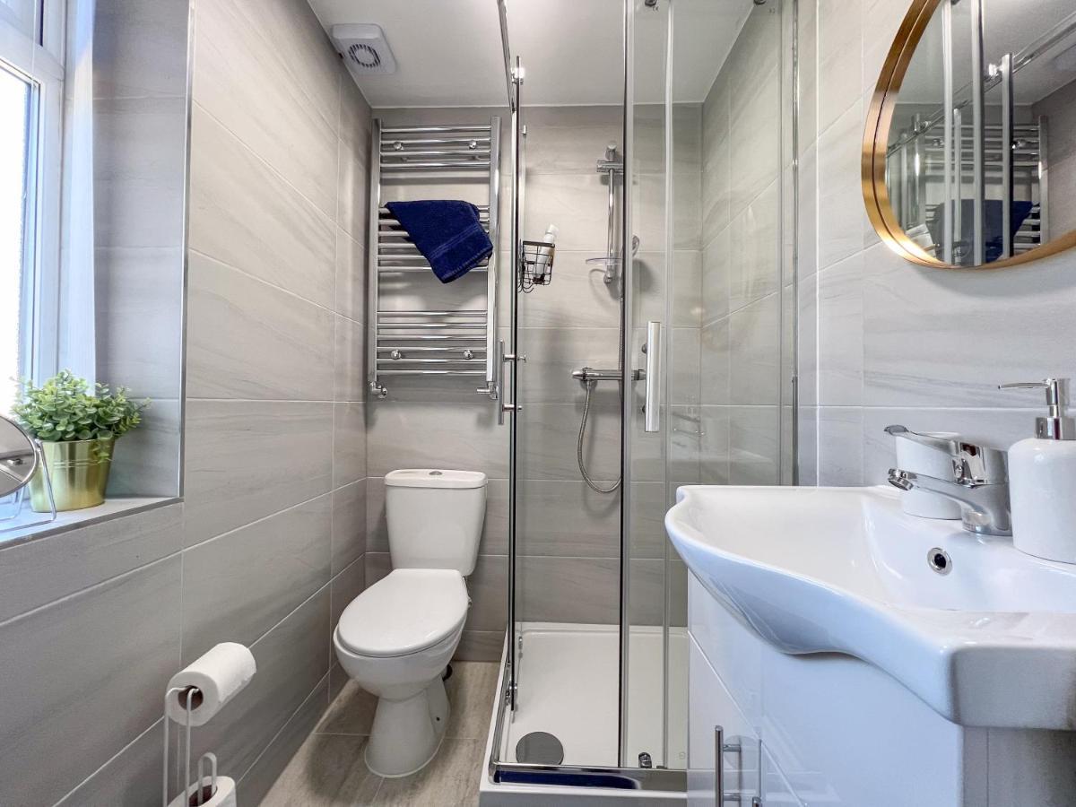 Heartland House, 7 Spacious Bedrooms Sleeps 4 Plus, Near Nec, Jlr,Bhx Birmingham Ngoại thất bức ảnh