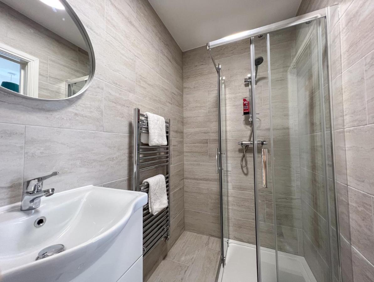 Heartland House, 7 Spacious Bedrooms Sleeps 4 Plus, Near Nec, Jlr,Bhx Birmingham Ngoại thất bức ảnh