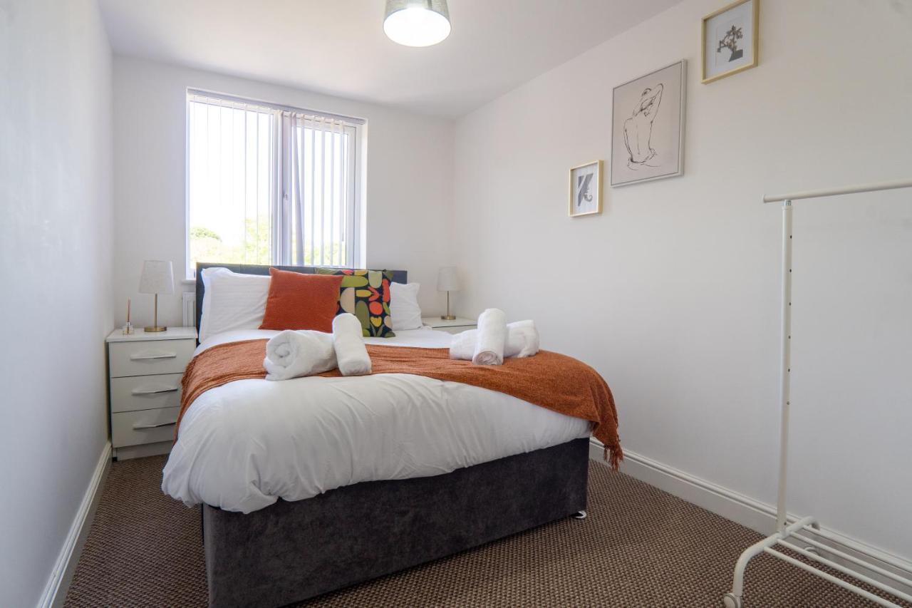 Heartland House, 7 Spacious Bedrooms Sleeps 4 Plus, Near Nec, Jlr,Bhx Birmingham Ngoại thất bức ảnh