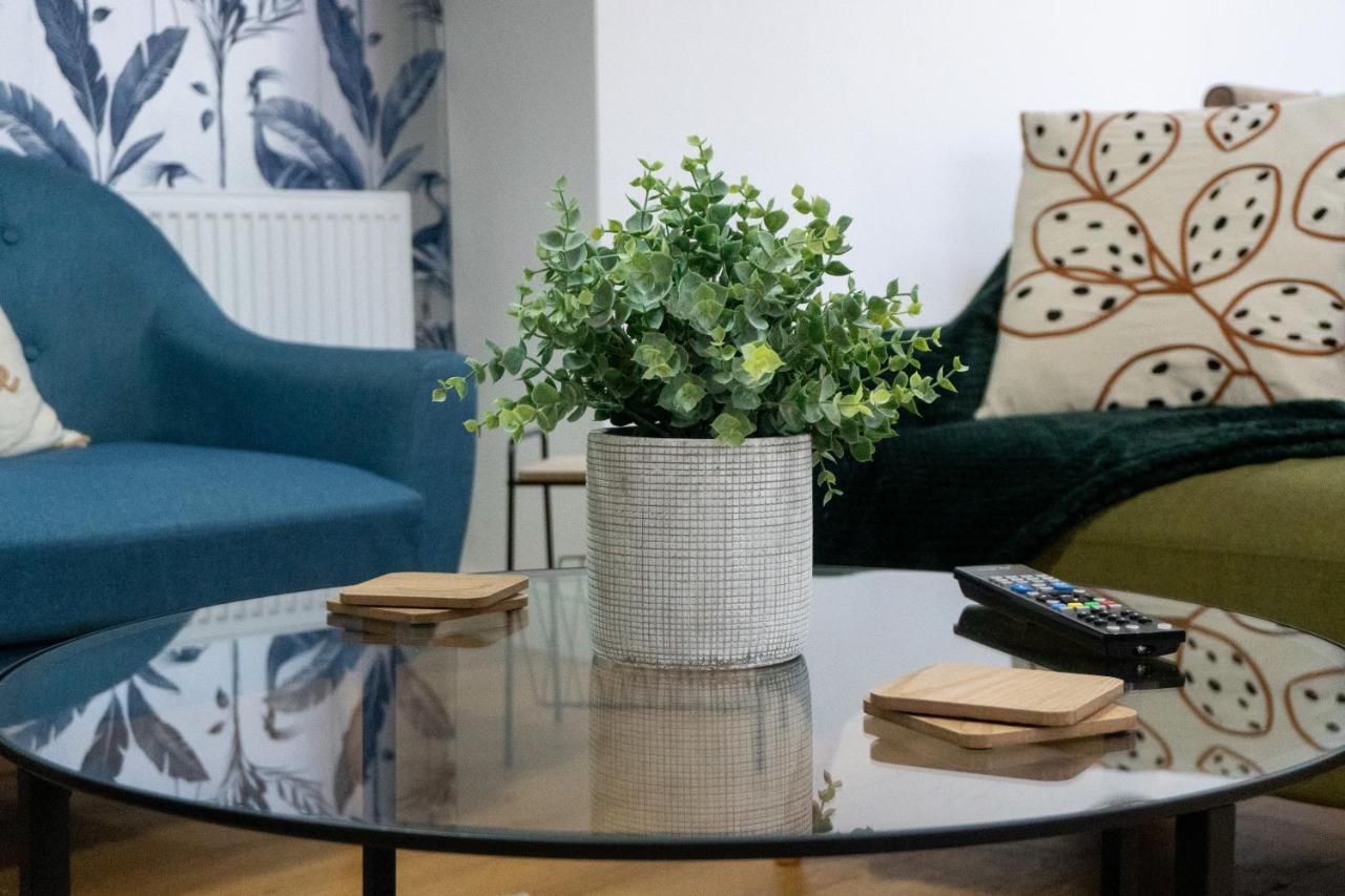 Heartland House, 7 Spacious Bedrooms Sleeps 4 Plus, Near Nec, Jlr,Bhx Birmingham Ngoại thất bức ảnh
