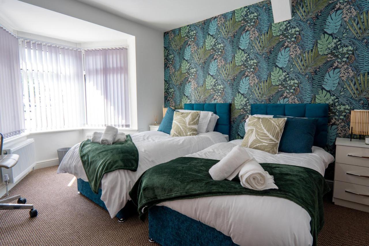 Heartland House, 7 Spacious Bedrooms Sleeps 4 Plus, Near Nec, Jlr,Bhx Birmingham Ngoại thất bức ảnh